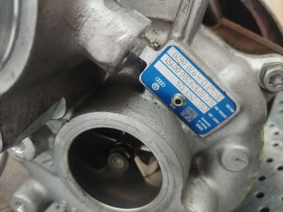turbina 2.0 tdi det audi a4 b9 8w 04l253124