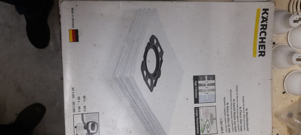 Set la cutie 4 saci originali karcher wd 4