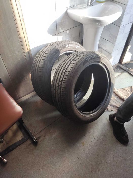 автошины 225/50R17 5 шт. б/у один сезон в отличном состоянии