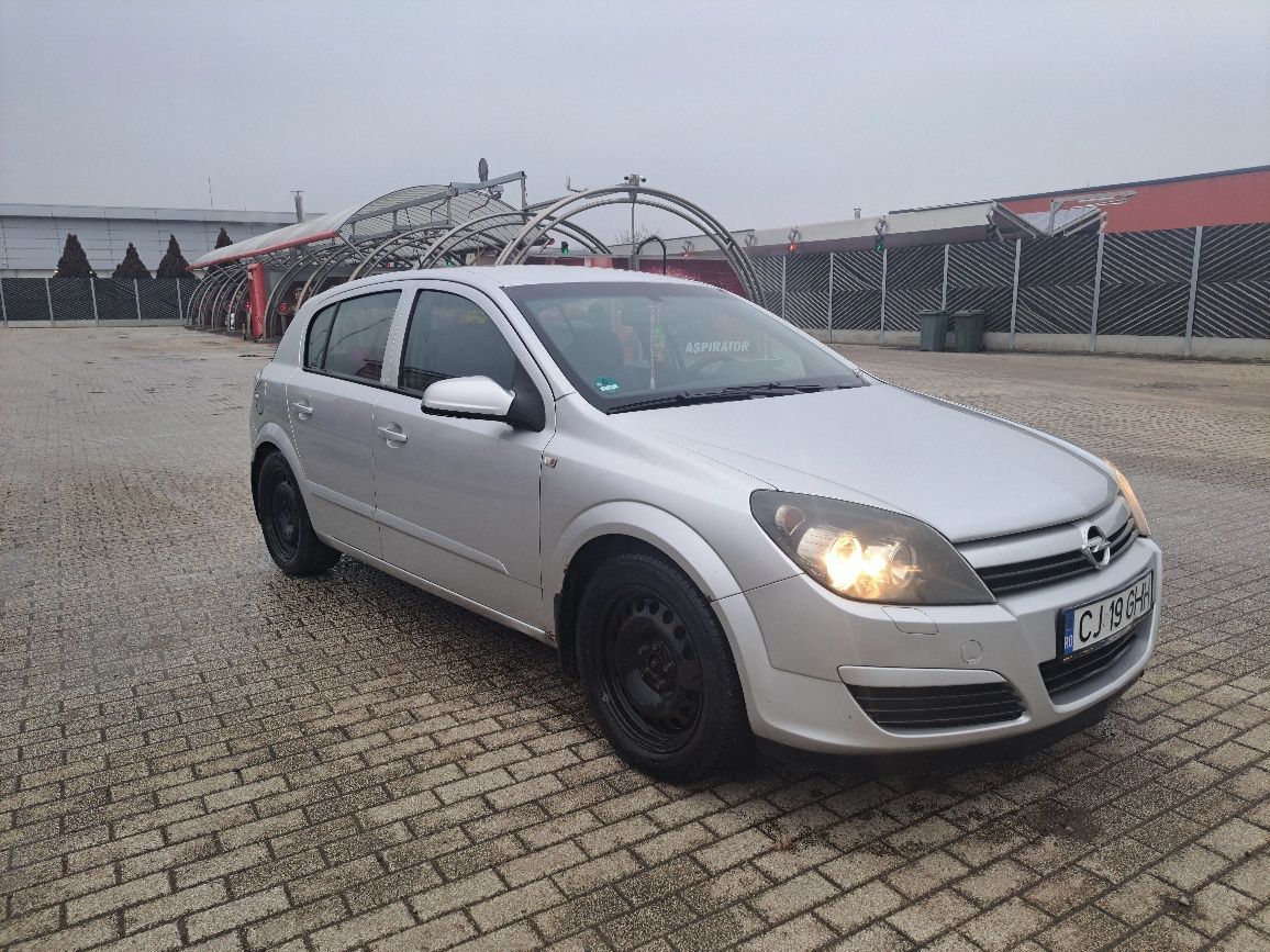 Opel astra H 1.7 vând schimb