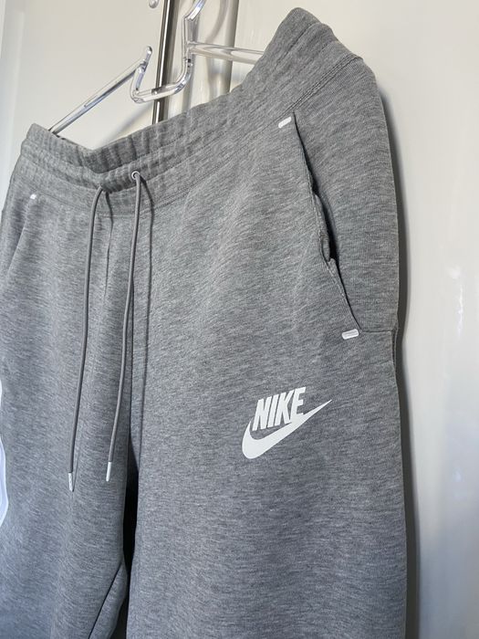 Дамско долнище Nike Tech Fleece  M