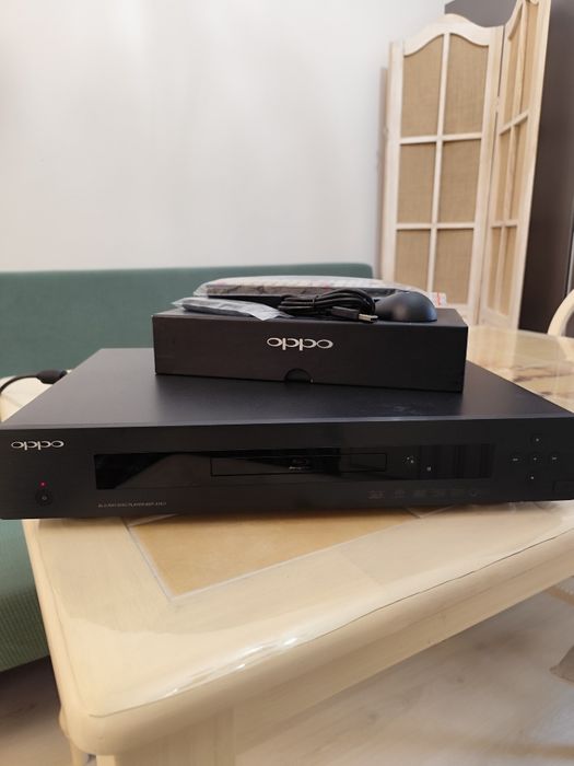 Oppo BDP-93EU Universal Network 3D Blu-ray Disc Player