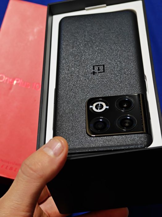 One Plus 10 Pro 256 gb Ram 12 5G