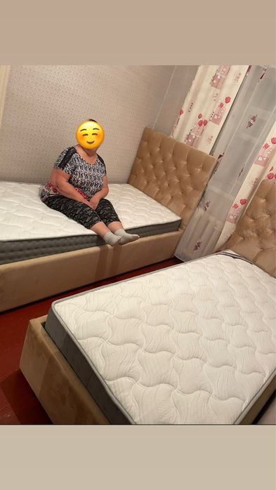 Продам срочно кровати с матрасом