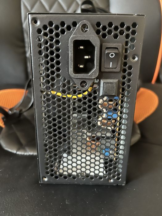 Sursa RGB 650 w certificata 80+ bronze