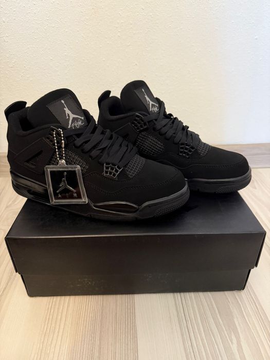 air jordan 4 black cat size 43