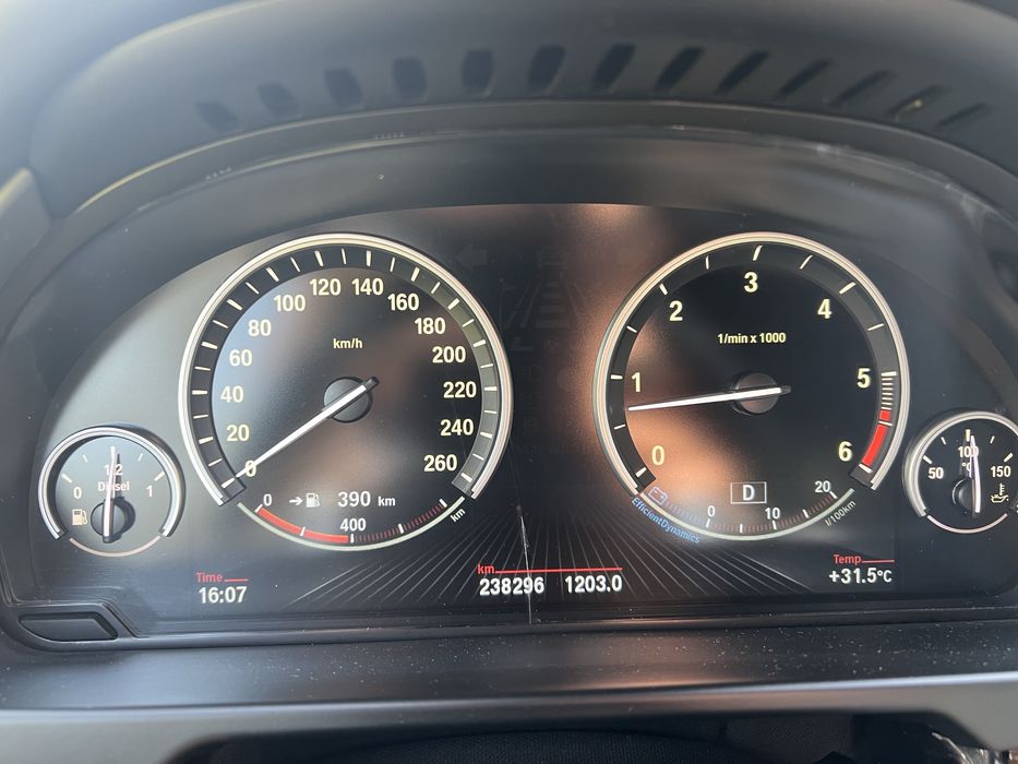 Bmw X5 (F15) 3.0d/ 5 butoane/ Night Vision/Faruri Led