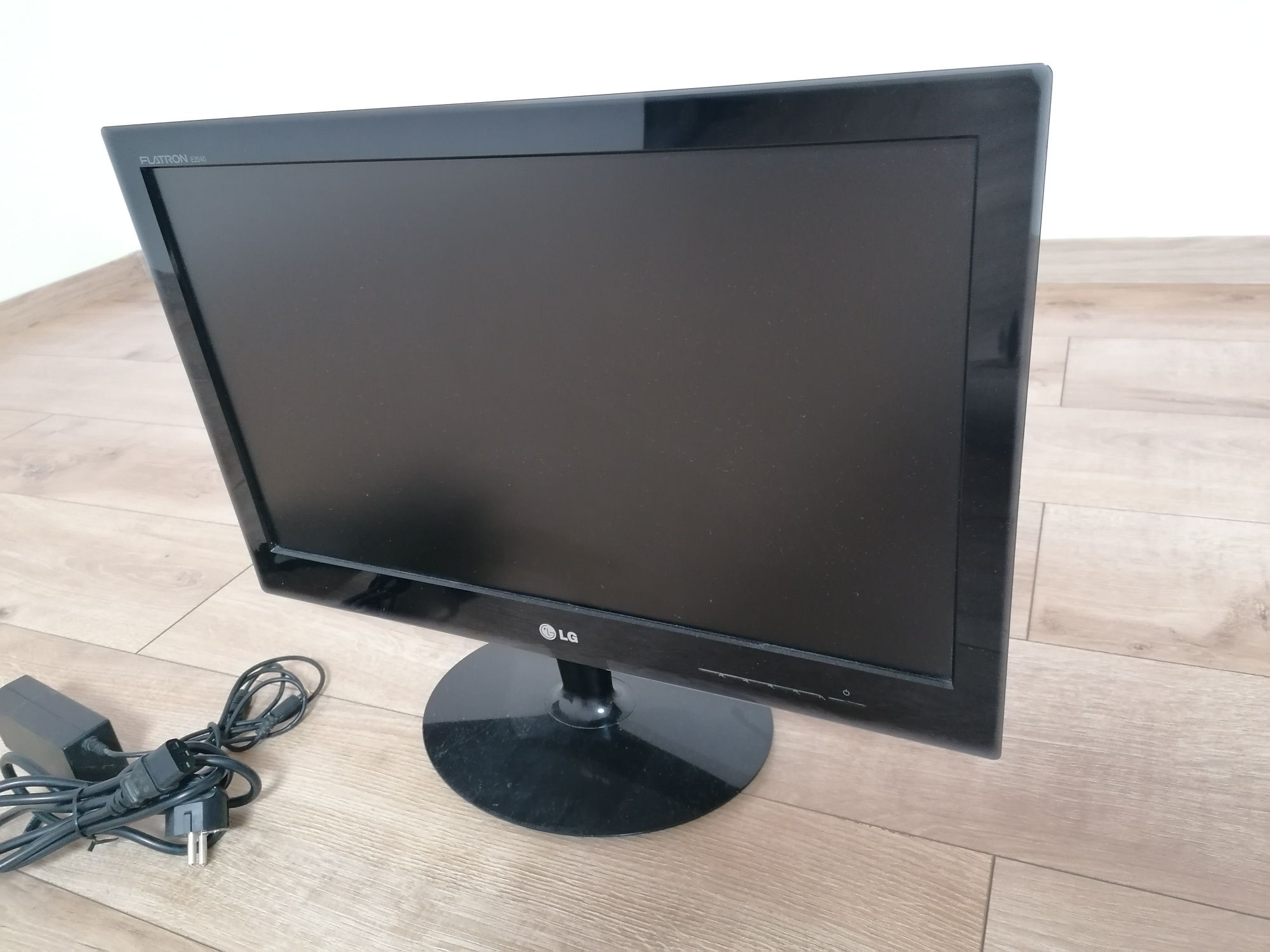 Monitor LG Flatron E2240 de 22