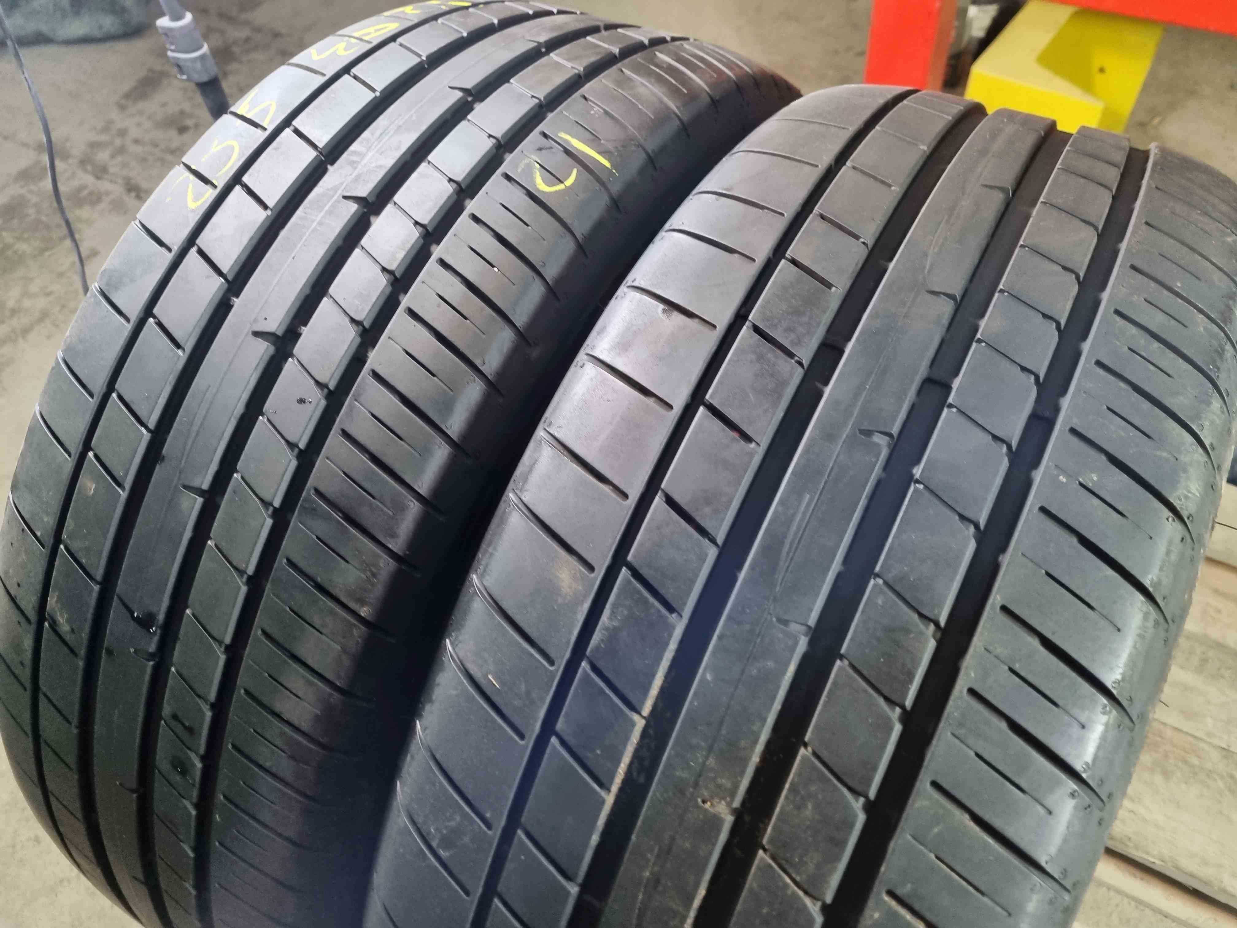 SET 2 Anvelope Vara 255/40 R21 DUNLOP Sport Maxx RT2 102Y