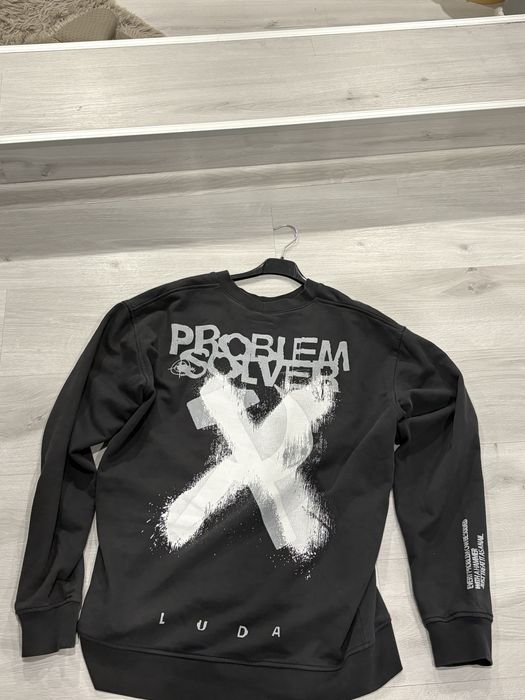 Дрехи на марката LUDA запазени