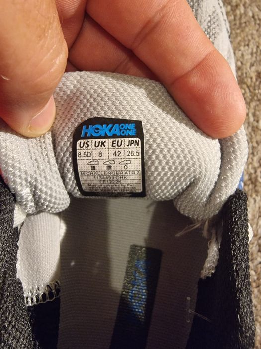 Hoka noi cu eticheta marimea 42