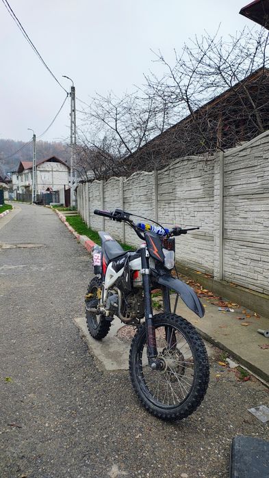 Vând cross 125cc