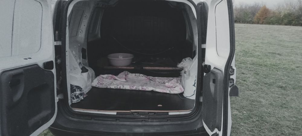 Autoturism Logan Van