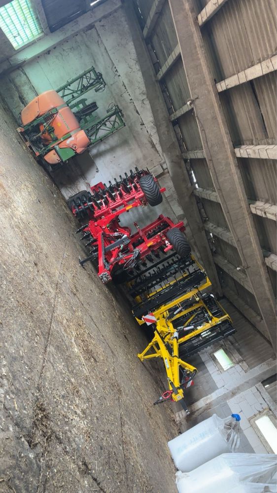 Prestari servicii agricole