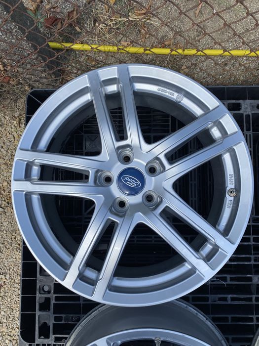 18 цола 5 х 108 мм Форд Куга , Волво , Ford Kuga Volvo XC 60 , XC 70