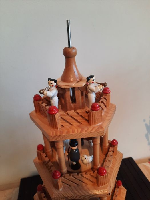 Carusel de Craciun lucrat manual