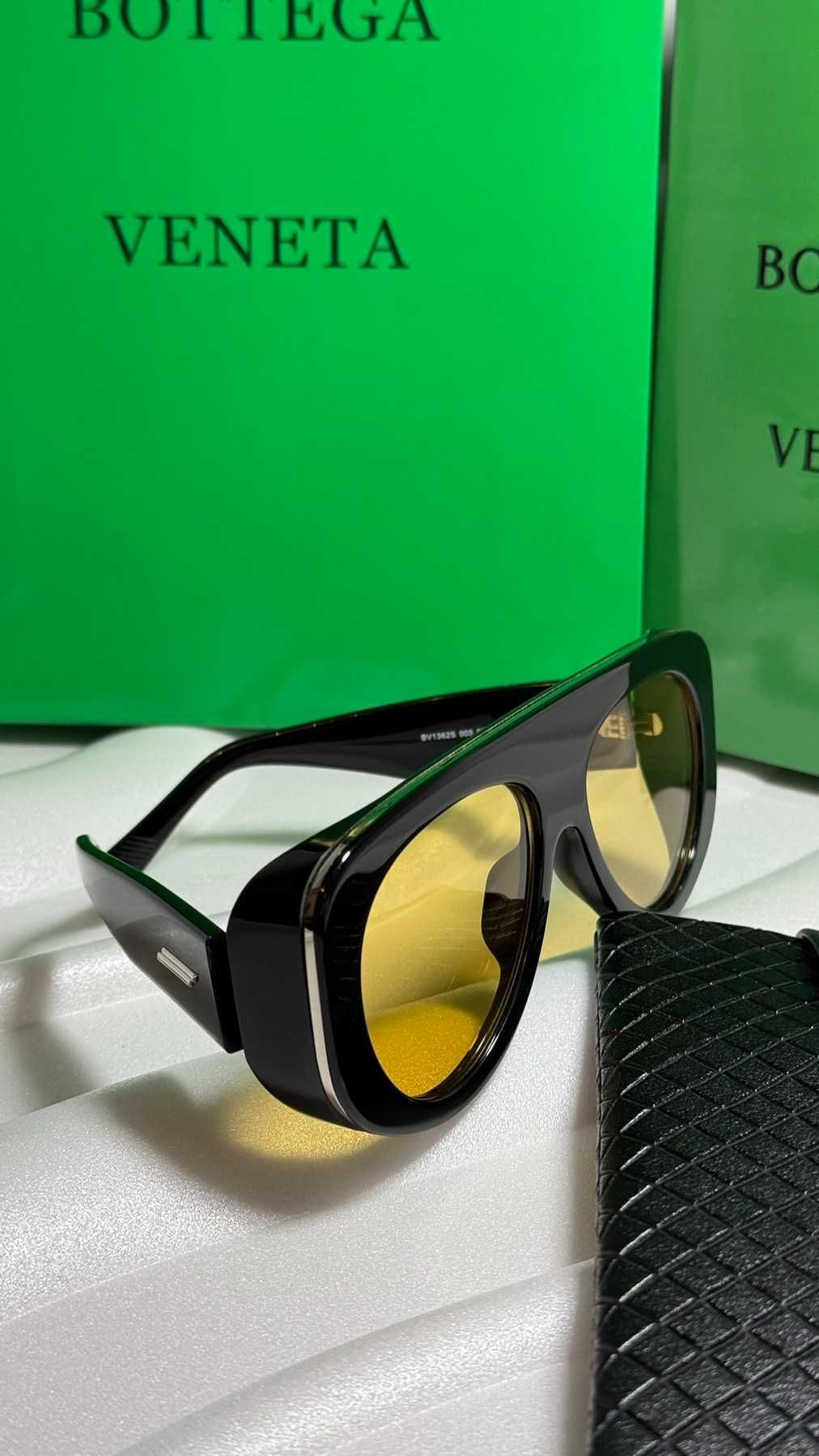 Bottega Veneta BT 1362 004 SHINY BLACK
