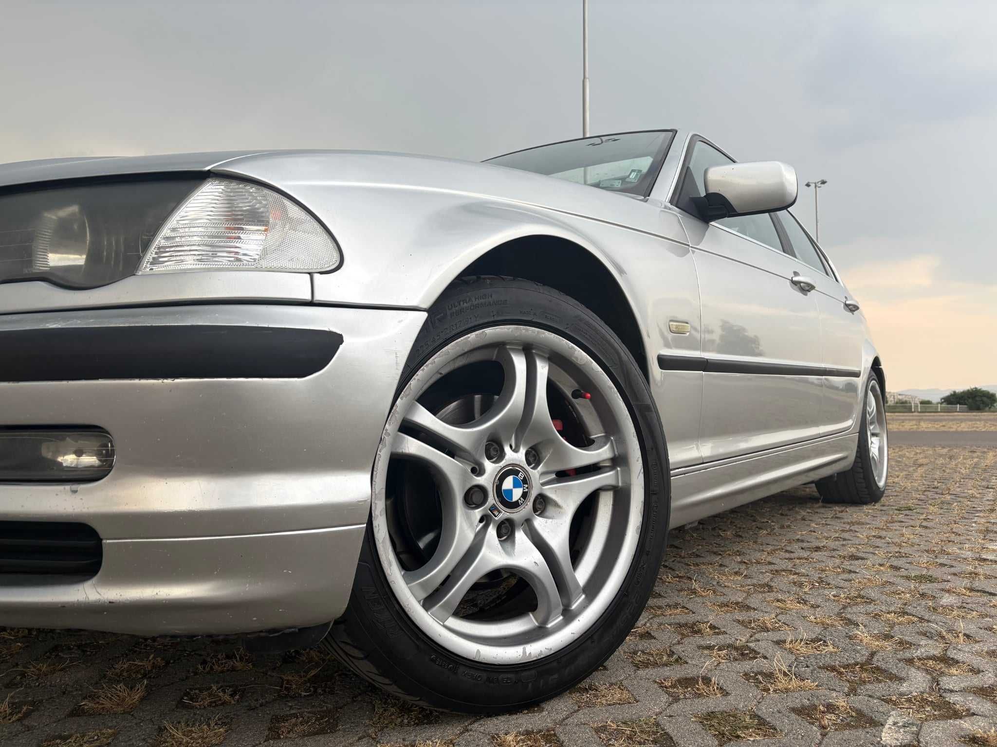 BMW E46 320i Обслужена, със сервизна история и нова хидравлика!