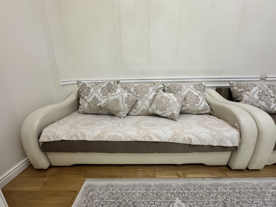 диван кровать в гостинную