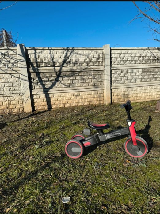 Tricicleta 3 in 1 pliabila pentru copii rosie UoniBaby