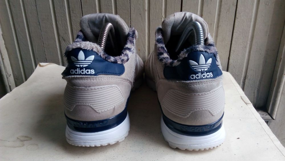 ''Adidas ZX 700 W''оригинални маратонки 39 номер