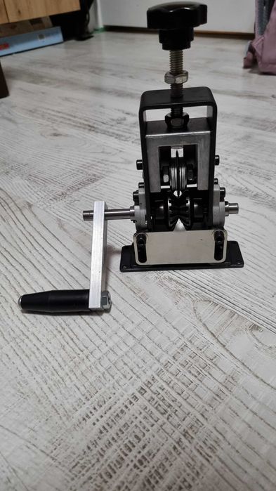 Mașina dezizolat cablu de decojit.. 1-20mm grosimea firului.