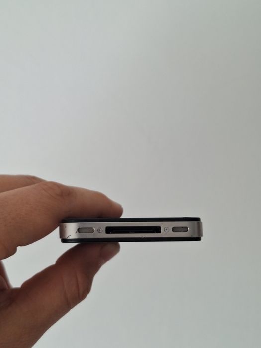 Telefon Apple Iphone 4S Black 16GB Blocat Icloud Pentru Piese Stare OK