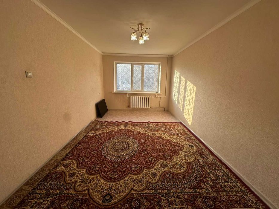 Продам 1-комнтатную квартиру на 7 мкр(по ул.Амангельды)!