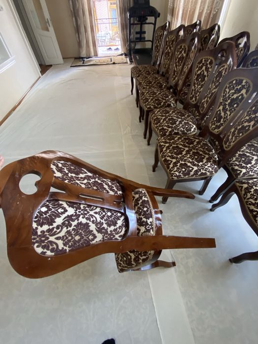 Срочно мебель стул сотилади