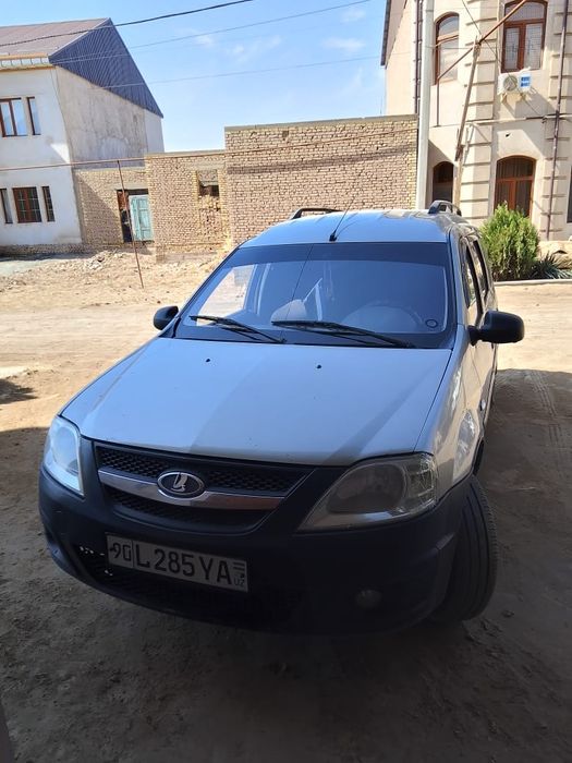 Лада Ларгус 2013