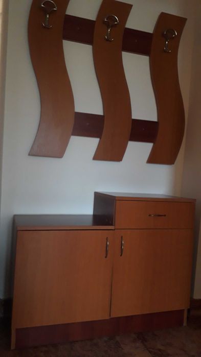 Comoda hol si cuier  PAL 18 .Masa TV