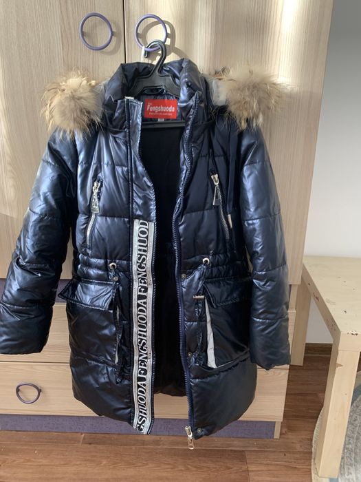 Зимний пуховик на девочку