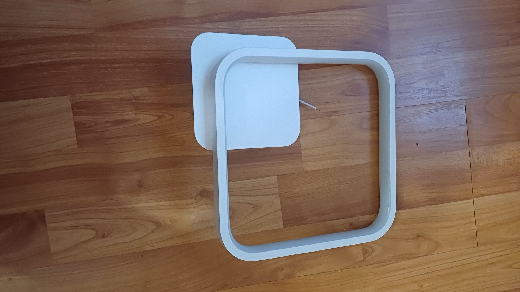 Spot led și lampa