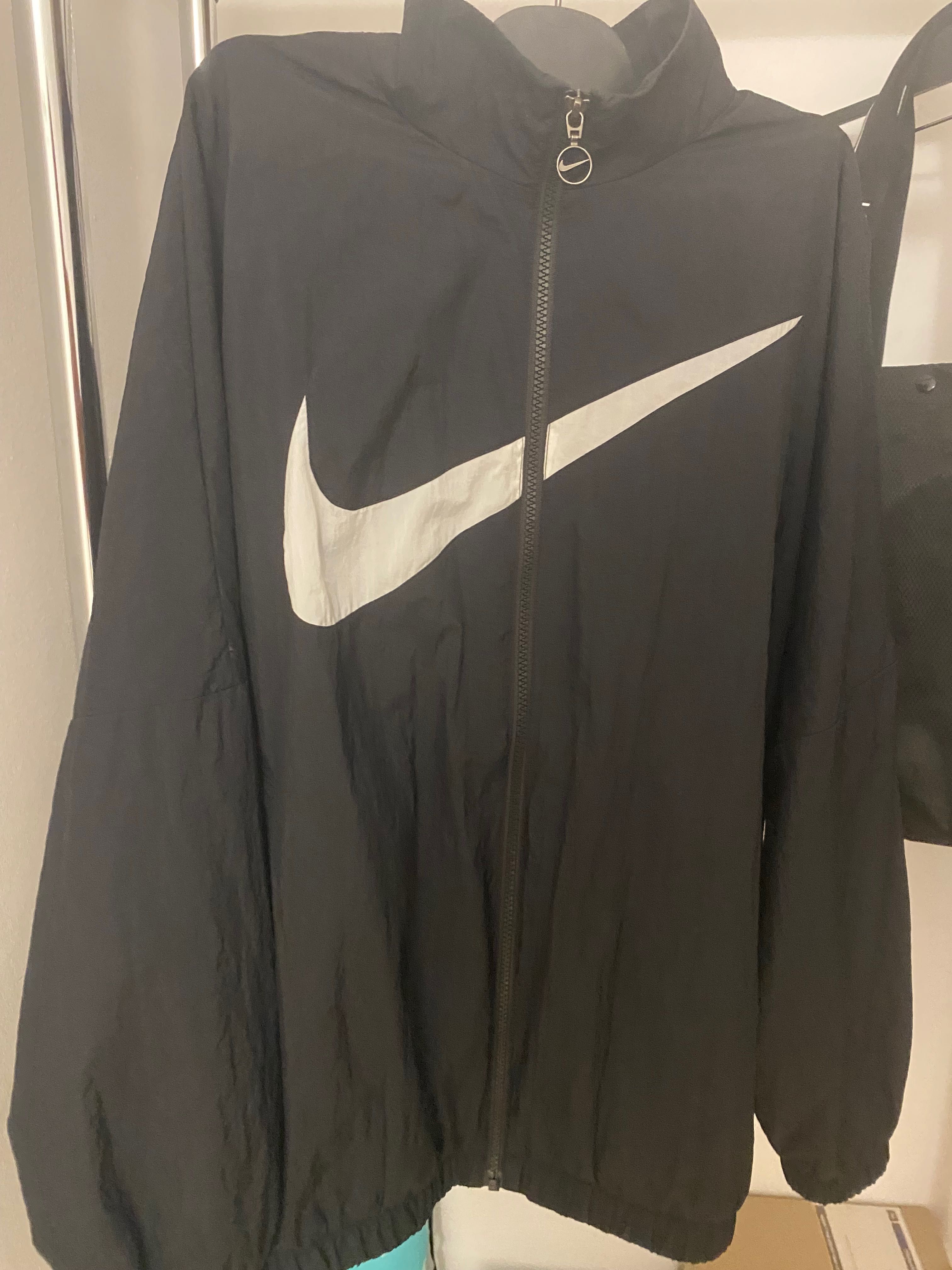 Nike яке размер м