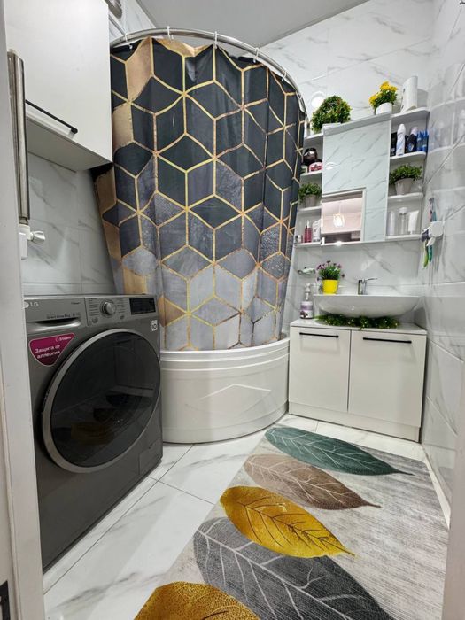 Срочно продаётся 3 х комнатная Сергели 16А