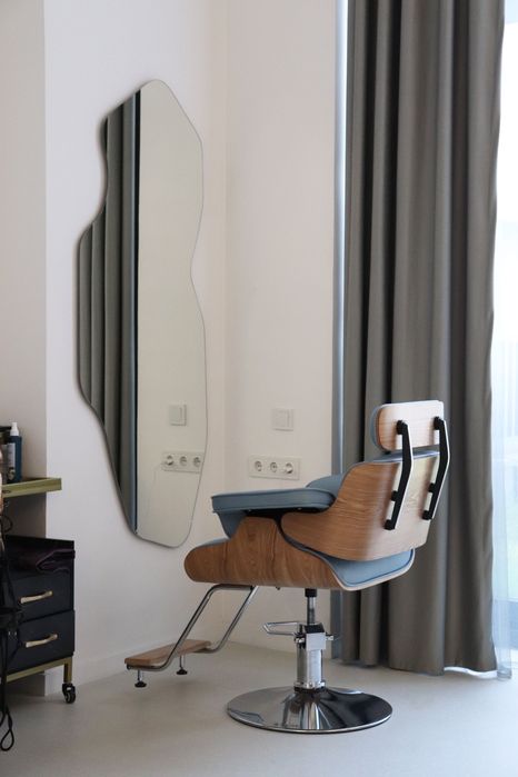 Кресло для колориста в аренду