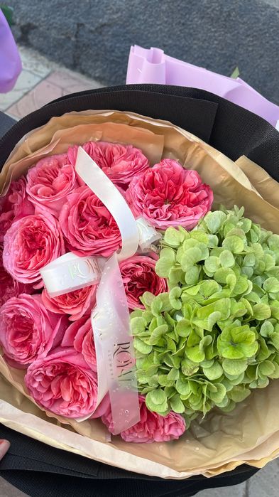 Продам цветы б/у