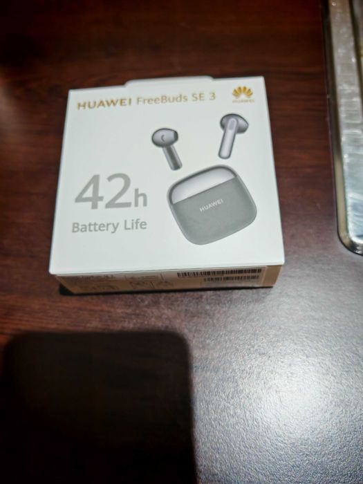 Продавам Huawei FreeBuds SE 3