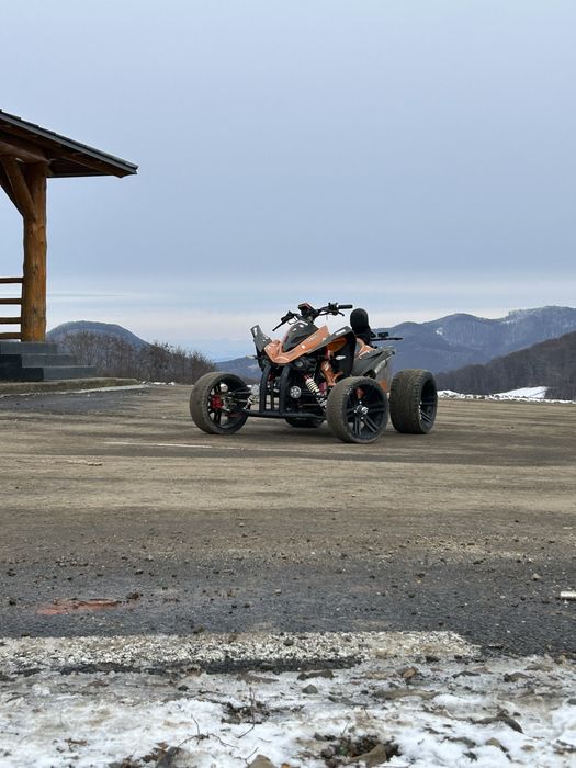 Quad de vanzare in stare perfecta