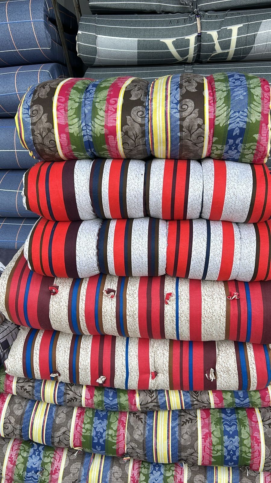 Рабочие матрасы, корпе, одеяло, подушка, постельное белье