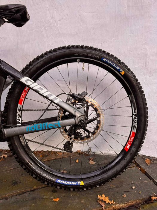 Giant Glory Advanced 1 – 27.5” (2019)