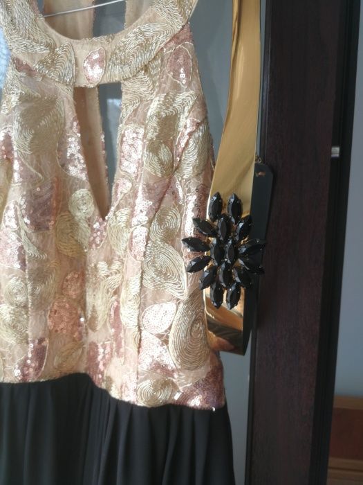Vand rochie lunga Negru-Auriu paiete