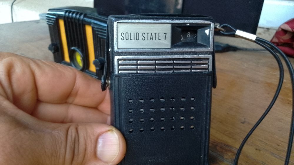 Radio de buzunar anii '60s Colecție Vintage - stare Nou-nefolosit