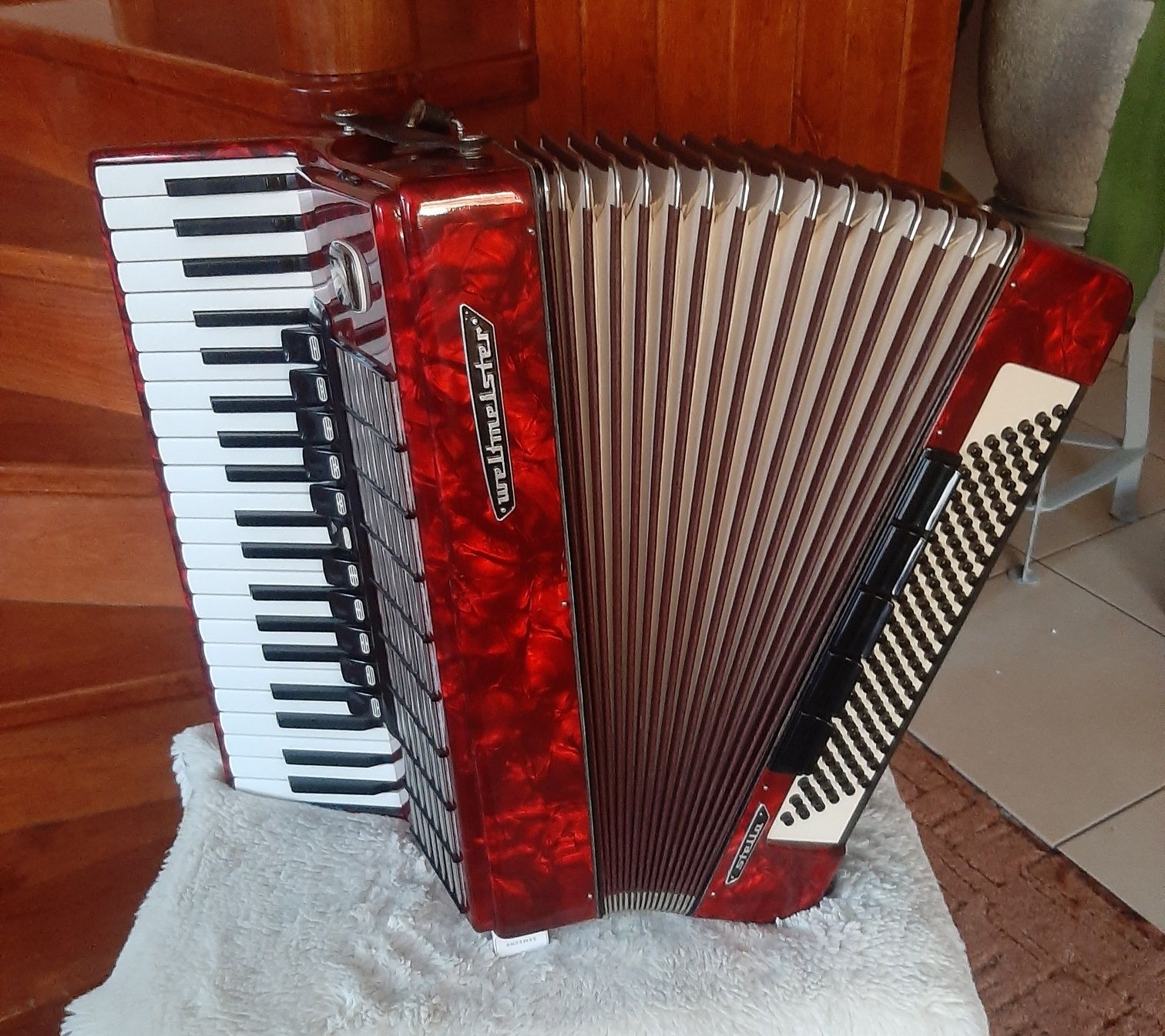 Acordeon Weltmeister Stella 120