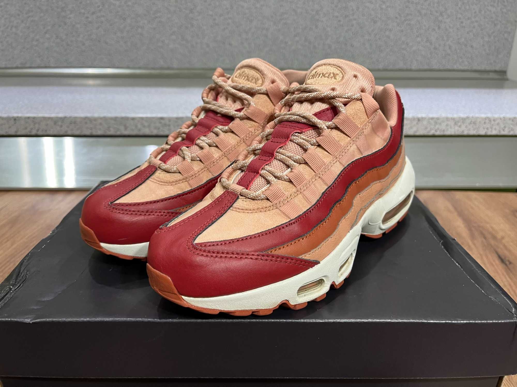 ОРИГИНАЛНИ *** Nike Air Max 95 / Team Crimson Dusty Peach