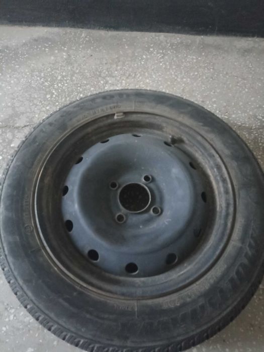 Гуми летни + джанти 14