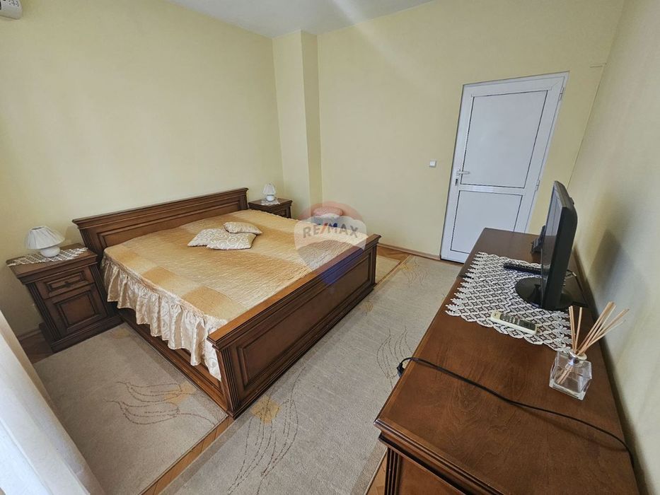 Тристаен апартамент под наем, кв.Чайка Д.В 4202
