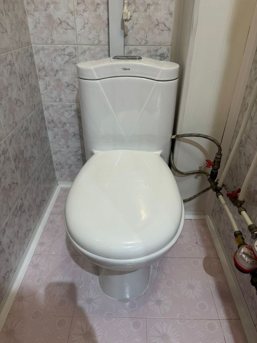 Унитаз б.у. в хорошем состоянии