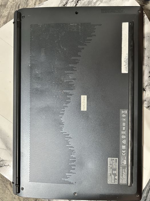 Laptop MSI modern 14 B10MW - i3 10th Gen, 8GB RAM, SSD 14” Full HD