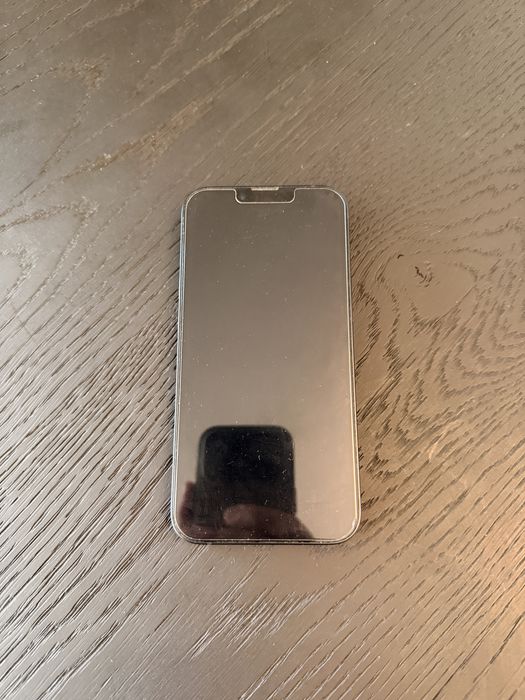 iPhone 14 Negru– impecabil, 90% baterie